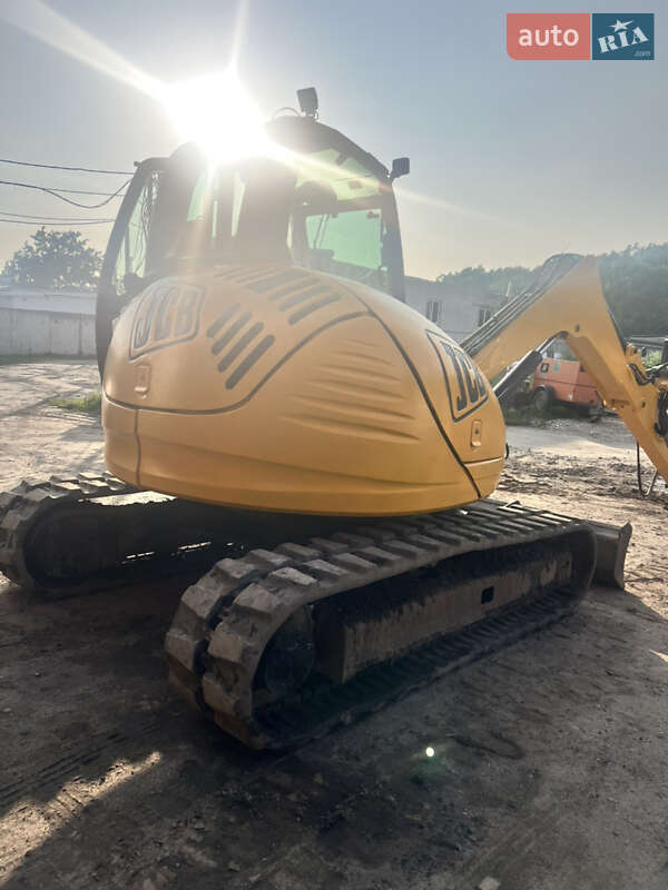 Экскаватор погрузчик JCB 8085 2005 в Львове