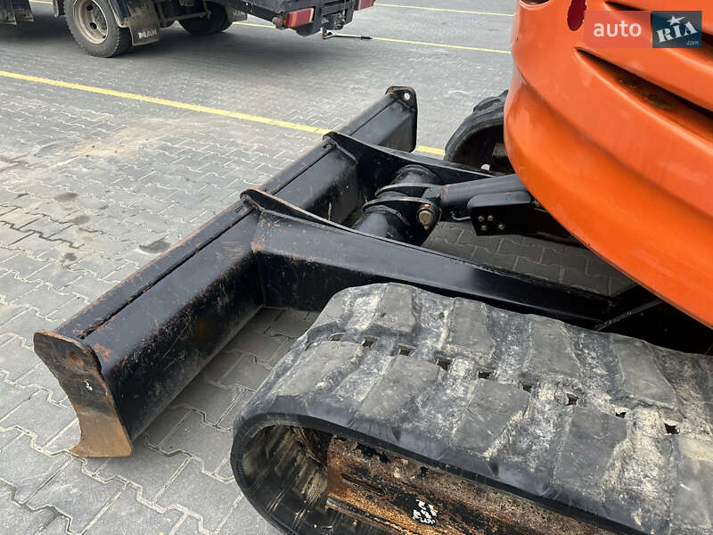 Миниэкскаватор JCB 8085 2012 в Львове