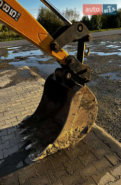 Миниэкскаватор JCB 8085 2010 в 