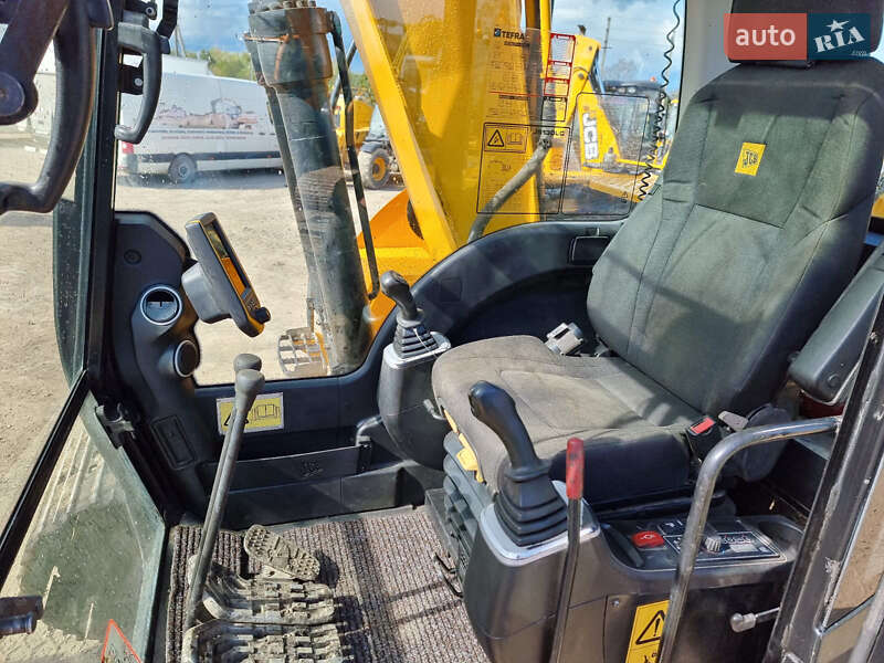 Гусеничный экскаватор JCB JS 130 2016 в Одессе фото 12 Гусеничный экскаватор JCB JS 130 2016 в Одессе