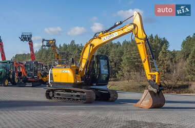 Гусеничний екскаватор JCB JS 130 2017 в 