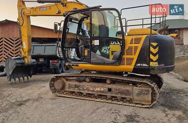 Гусеничный экскаватор JCB JS 130 2014 в 