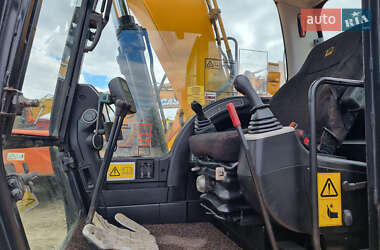 Гусеничный экскаватор JCB JS 130 2013 в 