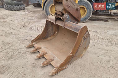 Гусеничный экскаватор JCB JS 130 2013 в 