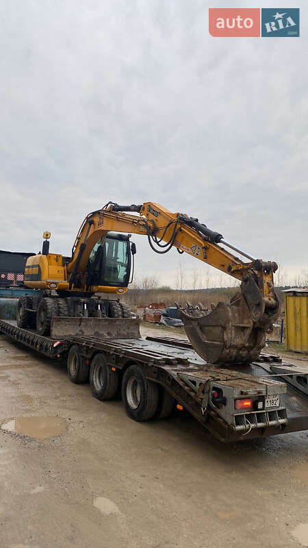 Колесный экскаватор JCB JS 130 2009 в 