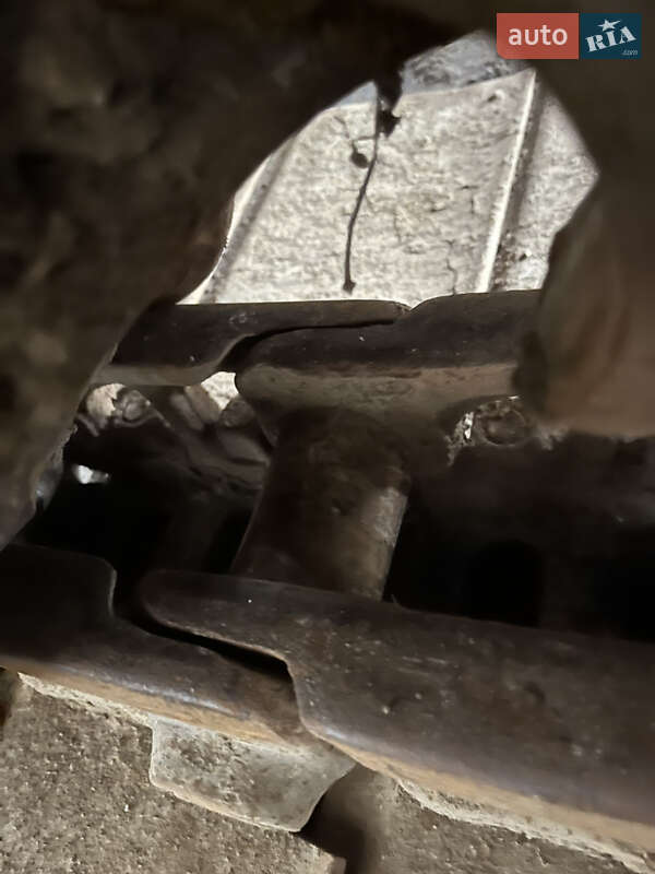 Гусеничный экскаватор JCB JS 130 2003 в Косове фото 4 Гусеничный экскаватор JCB JS 130 2003 в Косове