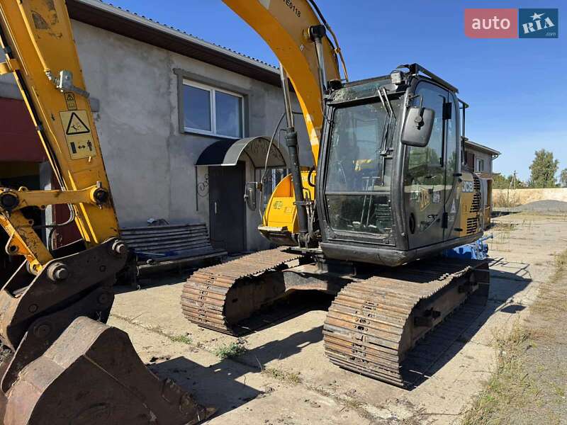 Гусеничный экскаватор JCB JS 130 2017 в Камне-Каширском