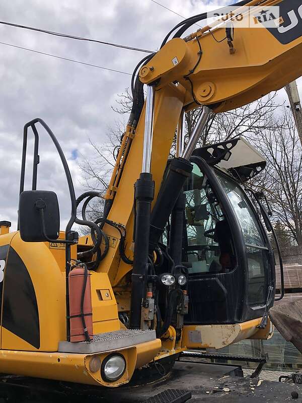 Колісний екскаватор JCB JS 145 2011 в Калуші