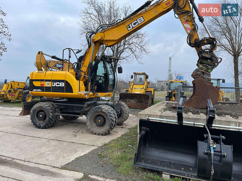 Колесный экскаватор JCB JS 145 2011 в Львове