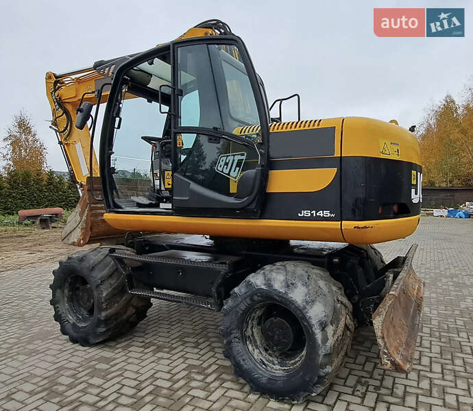 Колесный экскаватор JCB JS 145 2010 в Львове