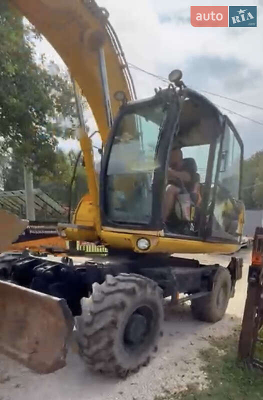 Колісний екскаватор JCB JS 145 2007 в Львові