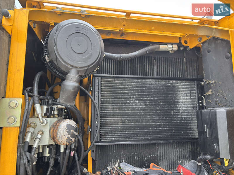 Колесный экскаватор JCB JS 145 2011 в Львове