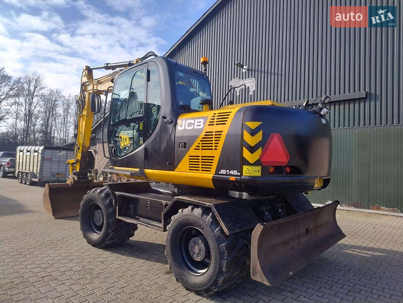 Колісний екскаватор JCB JS 145 2012 в Львові