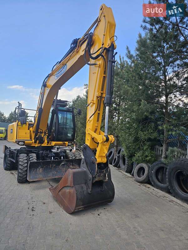 Колесный экскаватор JCB JS 175 2011 в Бучаче