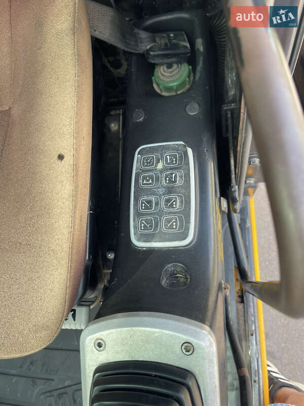 Колесный экскаватор JCB JS 175 2012 в Чернигове