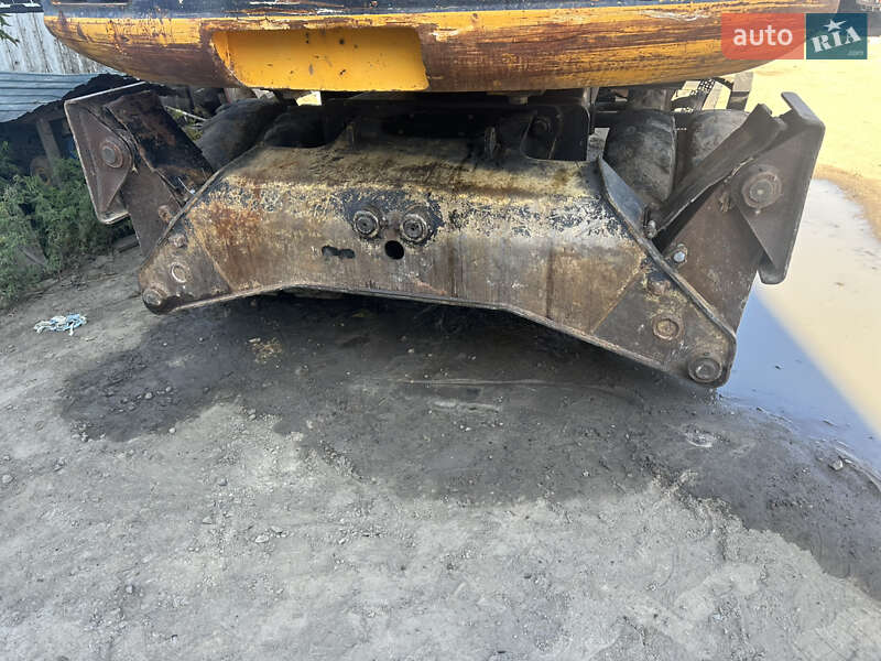 Колесный экскаватор JCB JS 175 2008 в Киеве