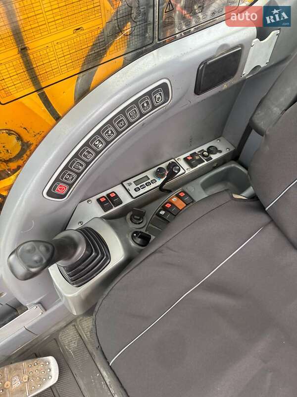 Колесный экскаватор JCB JS 175 2008 в Пасеки-Зубрицкие