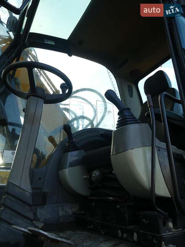 Колісний екскаватор JCB JS 175 2010 в Києві фото 18 Колісний екскаватор JCB JS 175 2010 в Києві