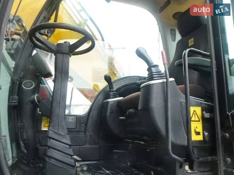 Колесный экскаватор JCB JS 175 2011 в Киеве