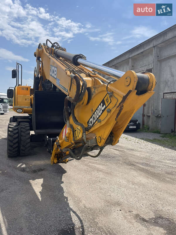 Колесный экскаватор JCB JS 200 2012 в Кременчуге