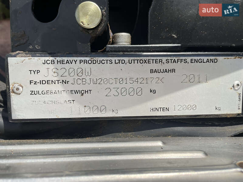 Колесный экскаватор JCB JS 200 2012 в Кременчуге