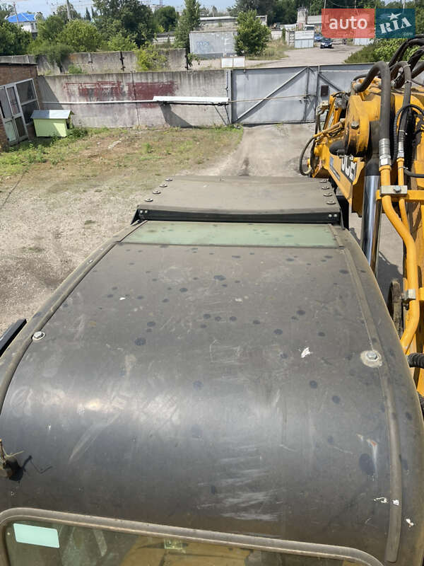 Колесный экскаватор JCB JS 200 2012 в Кременчуге