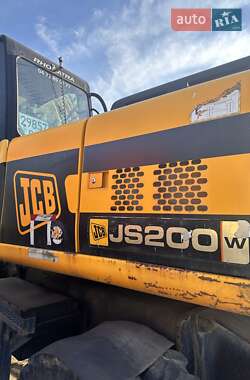 Екскаватор навантажувач JCB JS 200 2003 в Львові