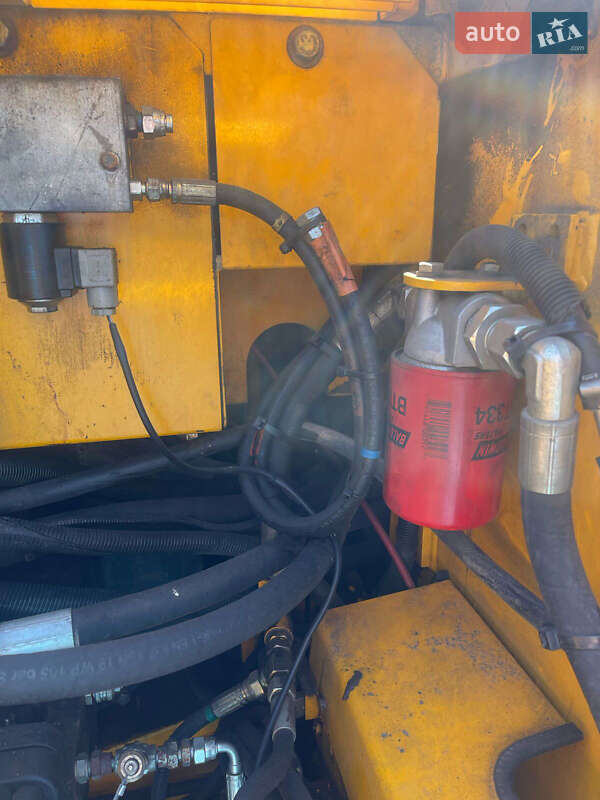 Гусеничний екскаватор JCB JS 200 2007 в Львові фото 15 Гусеничний екскаватор JCB JS 200 2007 в Львові