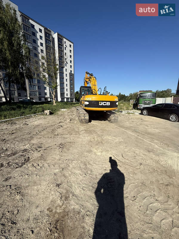 Гусеничный экскаватор JCB JS 200 2008 в Львове