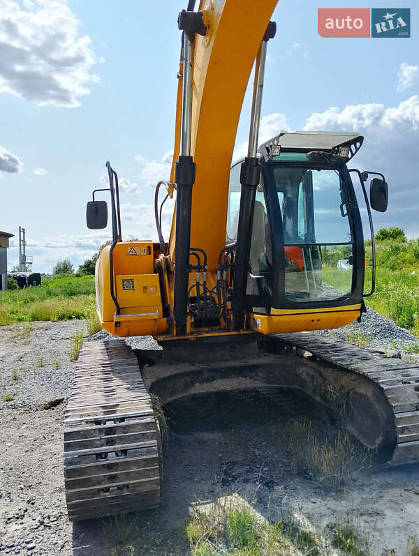 Гусеничный экскаватор JCB JS 200 2008 в Львове