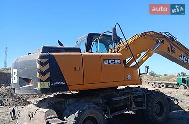 Колесный экскаватор JCB JS 200W 2004 в Арцизе