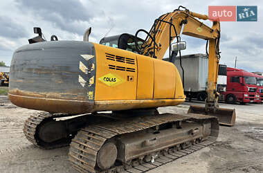 Гусеничный экскаватор JCB JS 210 2012 в 