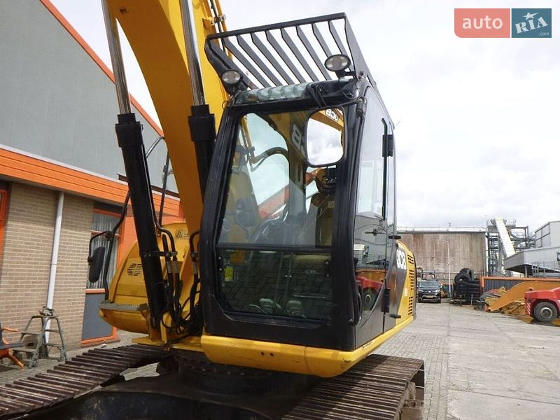 Экскаватор погрузчик JCB JS 210 2013 в Харькове