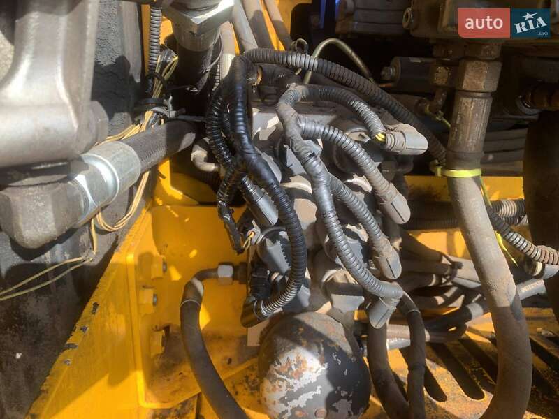Гусеничний екскаватор JCB JS 220 2014 в Києві