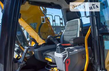 Гусеничный экскаватор JCB JS 220LC 2020 в Житомире