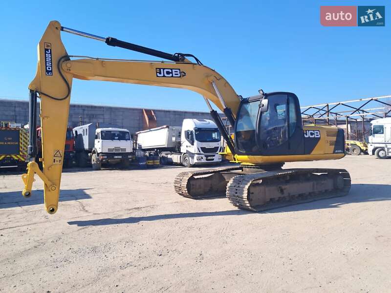 Гусеничний екскаватор JCB JS 220LC 2010 в Калуші