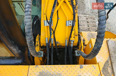 Гусеничный экскаватор JCB JS 220LC 2014 в 