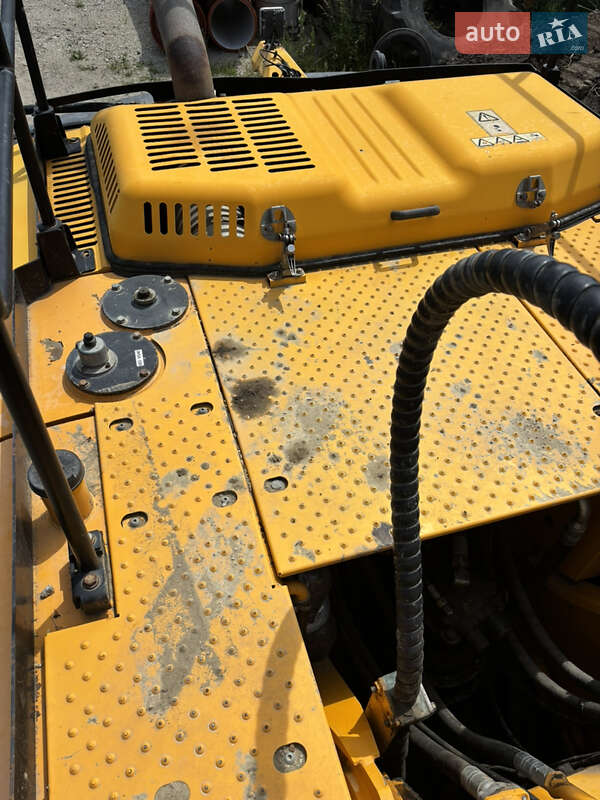 Гусеничний екскаватор JCB JS 220LC 2014 в Львові