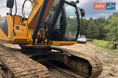 Гусеничний екскаватор JCB JS 220LC 2012 в 