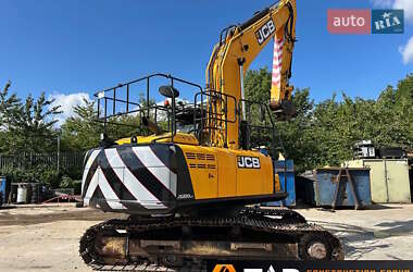 Гусеничный экскаватор JCB JS 220LC 2017 в 