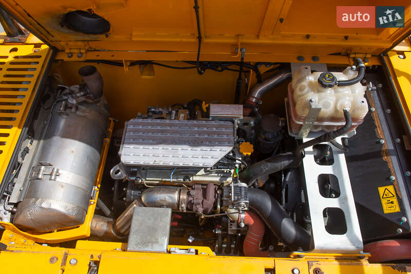 Гусеничный экскаватор JCB JS 220LC 2021 в Житомире фото 16 Гусеничный экскаватор JCB JS 220LC 2021 в Житомире