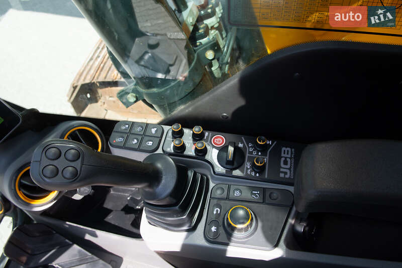 Гусеничный экскаватор JCB JS 220LC 2021 в Житомире фото 25 Гусеничный экскаватор JCB JS 220LC 2021 в Житомире