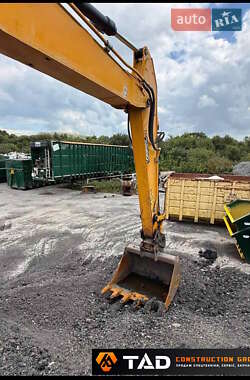Гусеничний екскаватор JCB JS 220LC 2016 в 
