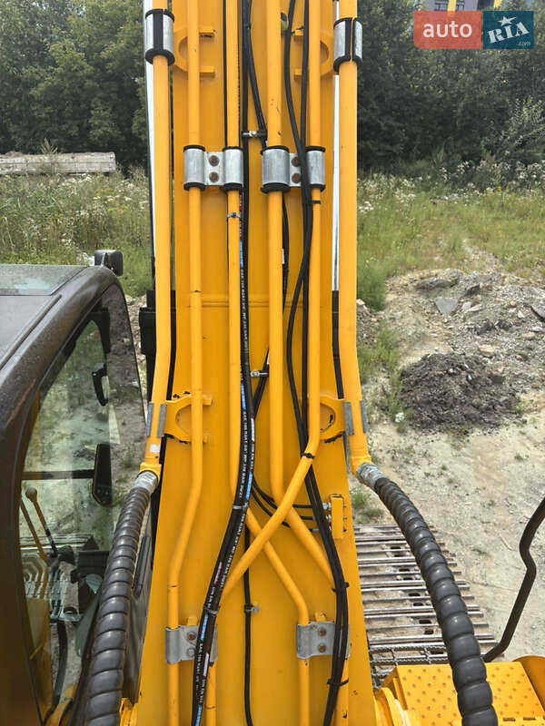 Гусеничный экскаватор JCB JS 220LC 2014 в Львове