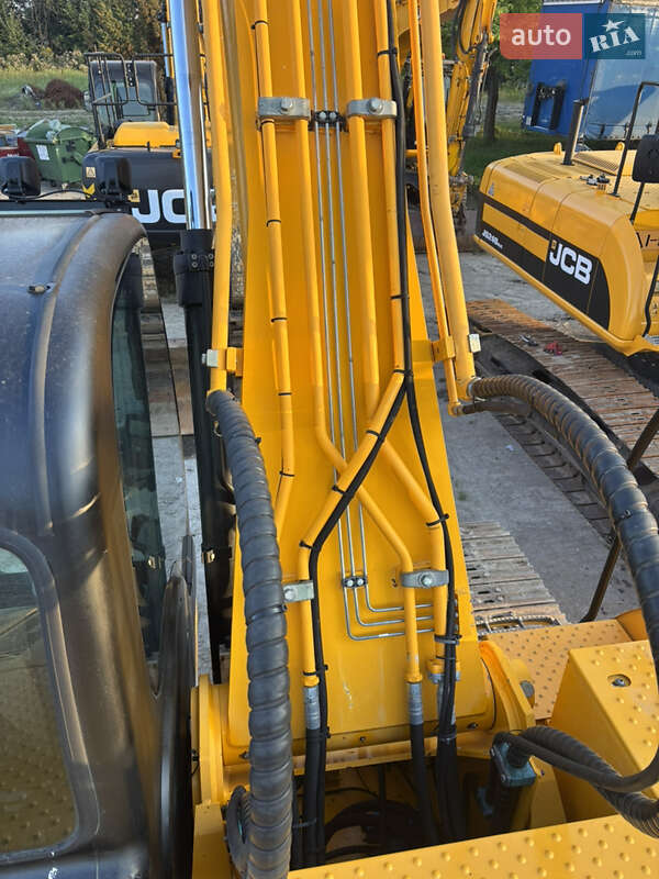 Гусеничный экскаватор JCB JS 220LC 2012 в Львове
