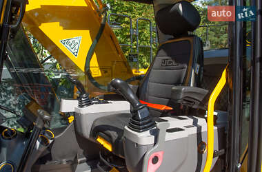 Гусеничный экскаватор JCB JS 220LC 2021 в 