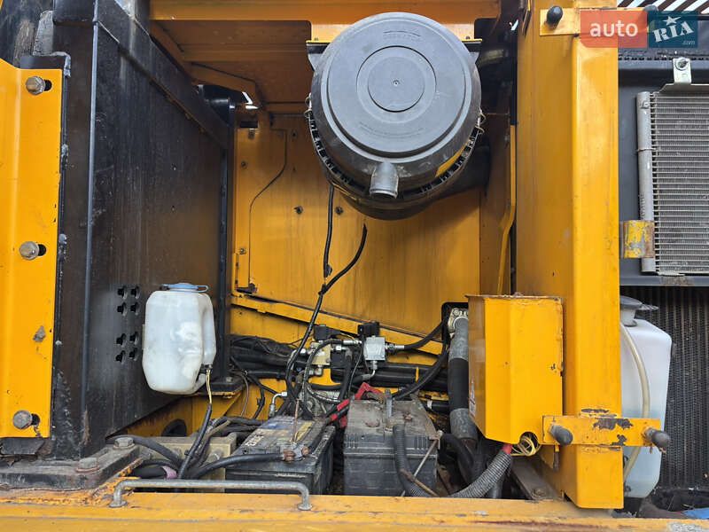 Гусеничный экскаватор JCB JS 220LC 2008 в Львове фото 17 Гусеничный экскаватор JCB JS 220LC 2008 в Львове