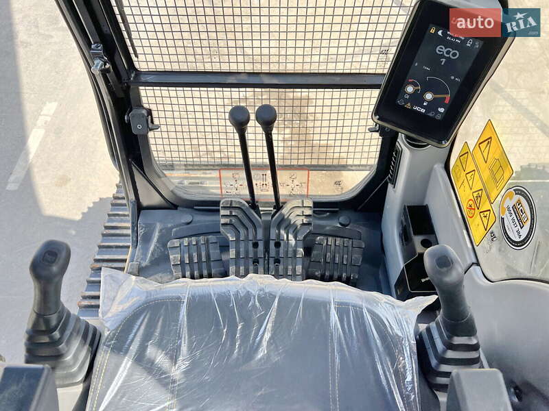 Гусеничный экскаватор JCB JS 220LC 2025 в Киеве