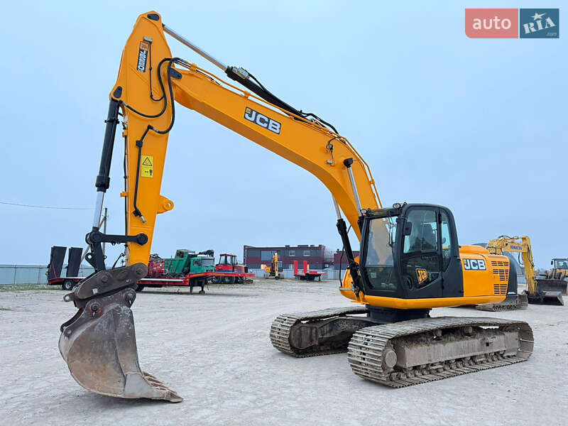 Гусеничный экскаватор JCB JS 220LC 2015 в Одессе фото Гусеничный экскаватор JCB JS 220LC 2015 в Одессе