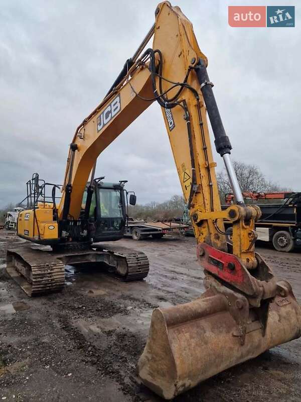 Гусеничный экскаватор JCB JS 220LC 2017 в Киеве